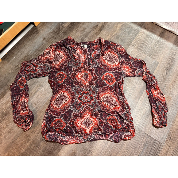 Lucky Brand Tops - Women's Lucky Brand Blouse XS‎ Red Navy Paisley Long Sleeve